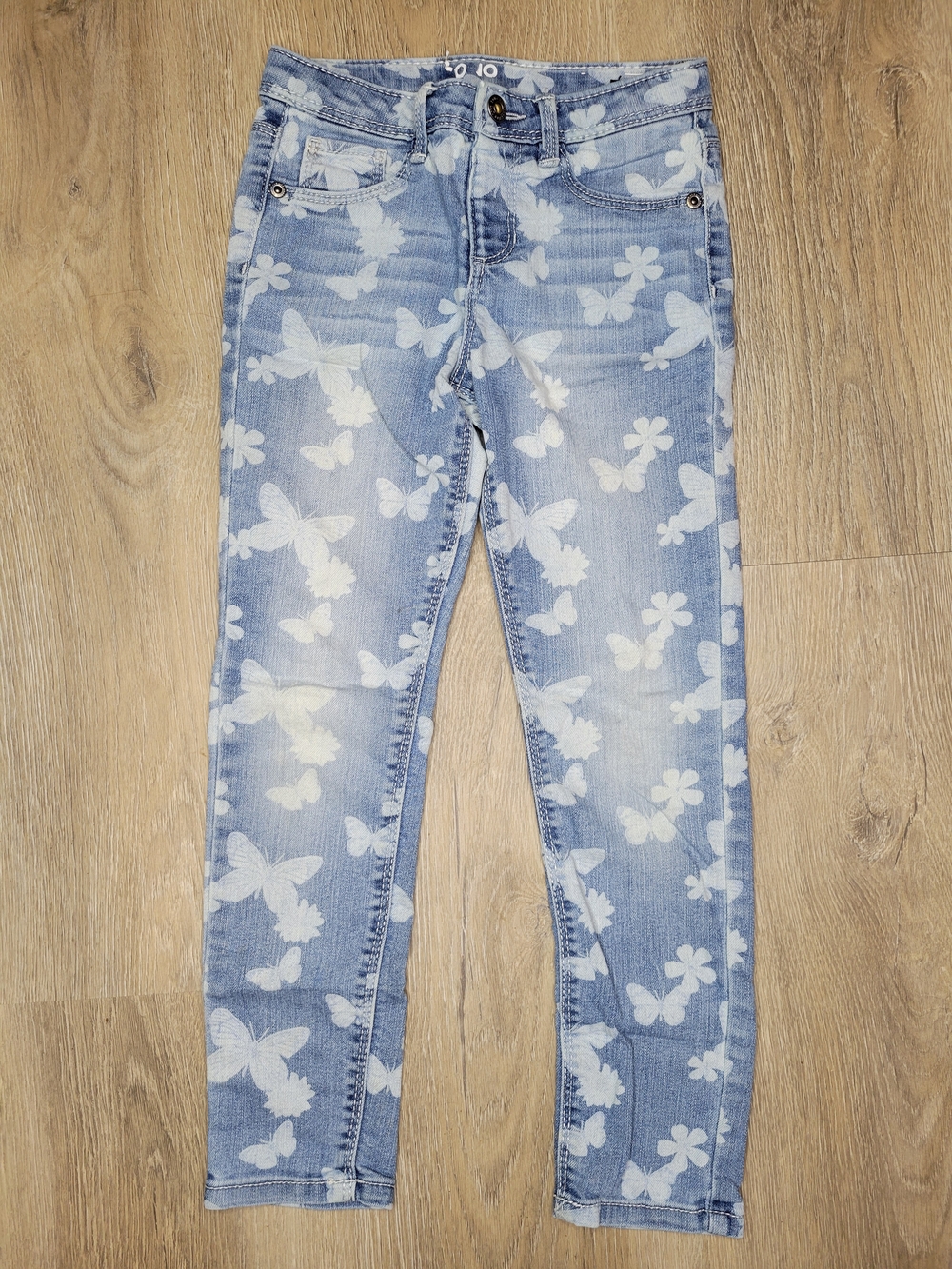 Girls Light Blue Butterfly-Print Skinny Jeans